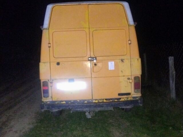 Жовтий Фольксваген ЛТ, об'ємом двигуна 2.4 л та пробігом 345 тис. км за 900 $, фото 2 на Automoto.ua