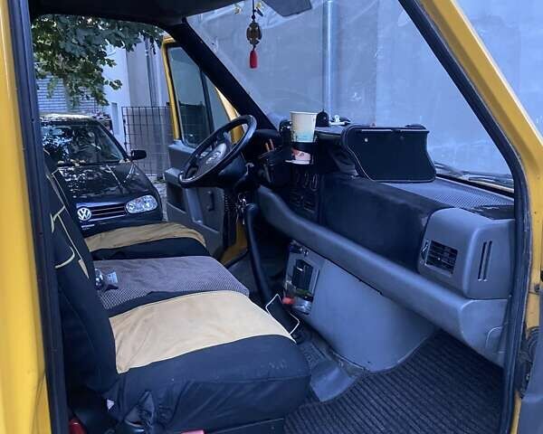 Фольксваген ЛТ 2002 в Черновцах на Automoto.ua Желтый Фольксваген ЛТ, объемом двигателя 2.46 л и пробегом 2 тыс. км за 10700 $, фото 19 на Automoto.ua