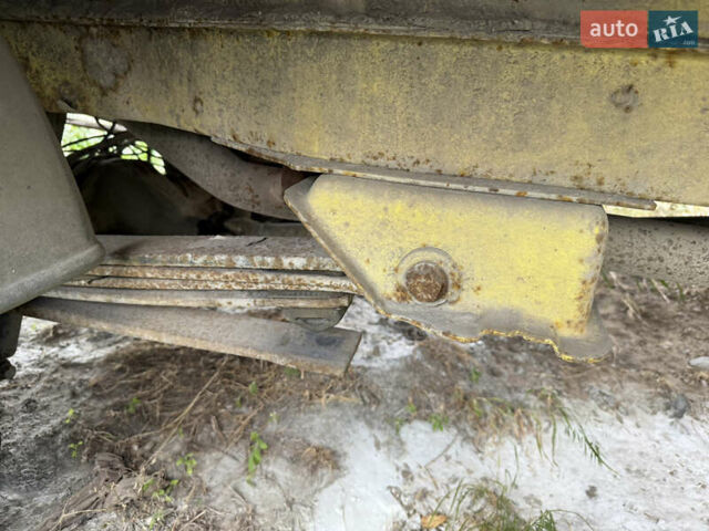 Желтый Фольксваген ЛТ, объемом двигателя 2.8 л и пробегом 421 тыс. км за 5900 $, фото 12 на Automoto.ua