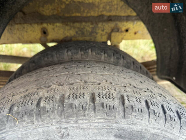 Желтый Фольксваген ЛТ, объемом двигателя 2.8 л и пробегом 421 тыс. км за 5900 $, фото 10 на Automoto.ua