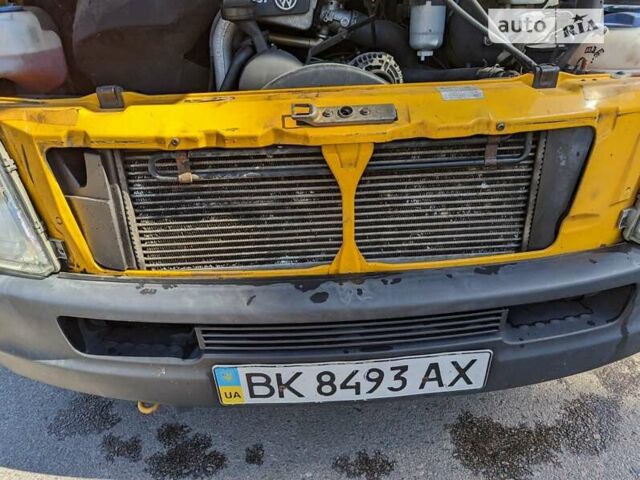 Жовтий Фольксваген ЛТ, об'ємом двигуна 2.5 л та пробігом 400 тис. км за 6799 $, фото 24 на Automoto.ua