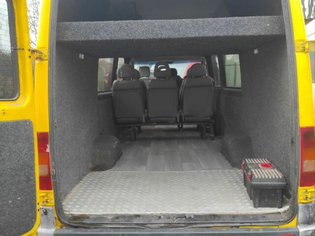 Желтый Фольксваген ЛТ, объемом двигателя 2.5 л и пробегом 928 тыс. км за 6800 $, фото 5 на Automoto.ua