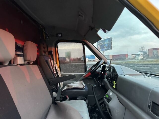 Желтый Фольксваген ЛТ, объемом двигателя 2.5 л и пробегом 443 тыс. км за 10790 $, фото 17 на Automoto.ua