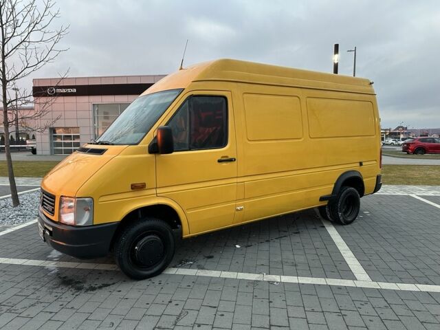 Желтый Фольксваген ЛТ, объемом двигателя 2.5 л и пробегом 443 тыс. км за 10790 $, фото 4 на Automoto.ua