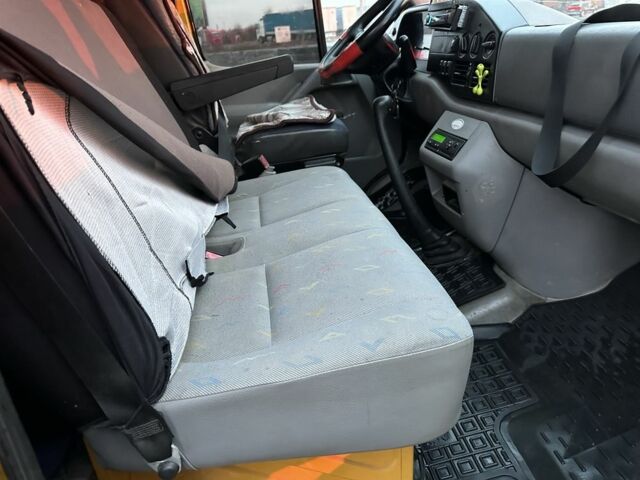 Желтый Фольксваген ЛТ, объемом двигателя 2.5 л и пробегом 443 тыс. км за 10790 $, фото 16 на Automoto.ua