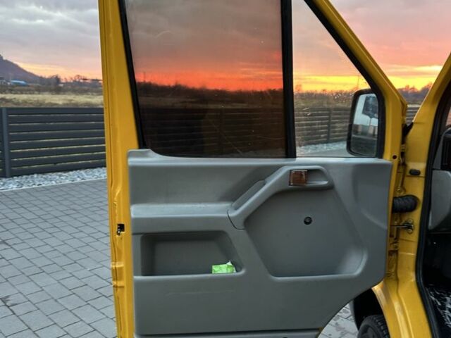 Желтый Фольксваген ЛТ, объемом двигателя 2.5 л и пробегом 443 тыс. км за 10790 $, фото 18 на Automoto.ua