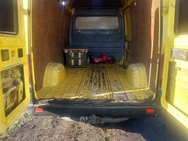 Желтый Фольксваген ЛТ, объемом двигателя 2.5 л и пробегом 380 тыс. км за 5600 $, фото 10 на Automoto.ua