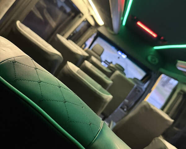 Желтый Фольксваген ЛТ, объемом двигателя 2.46 л и пробегом 160 тыс. км за 11000 $, фото 36 на Automoto.ua