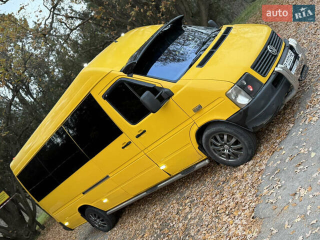 Желтый Фольксваген ЛТ, объемом двигателя 2.46 л и пробегом 160 тыс. км за 11000 $, фото 3 на Automoto.ua