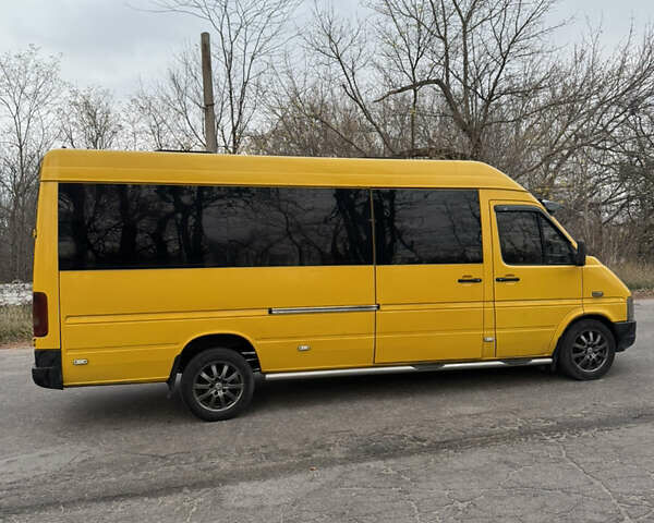 Желтый Фольксваген ЛТ, объемом двигателя 2.46 л и пробегом 160 тыс. км за 11000 $, фото 14 на Automoto.ua