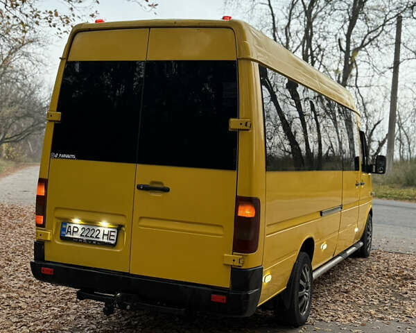 Желтый Фольксваген ЛТ, объемом двигателя 2.46 л и пробегом 160 тыс. км за 11000 $, фото 5 на Automoto.ua