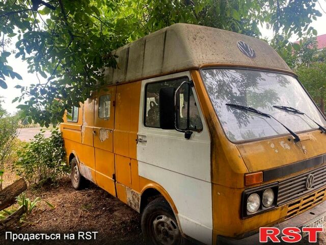 Жовтий Фольксваген ЛТ, об'ємом двигуна 2.4 л та пробігом 0 тис. км за 1440 $, фото 1 на Automoto.ua