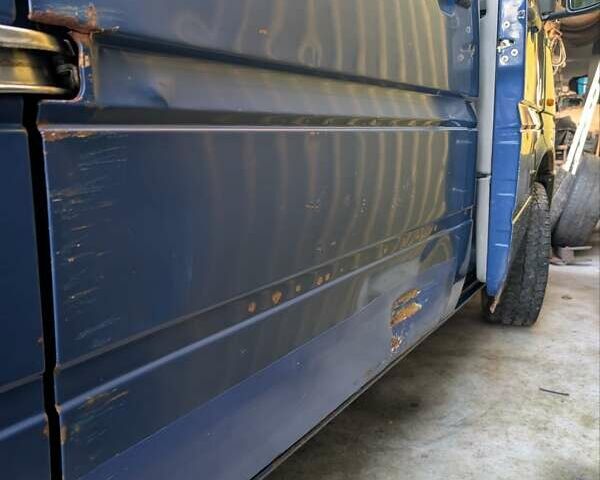 Серый Фольксваген ЛТ, объемом двигателя 2.5 л и пробегом 640 тыс. км за 3999 $, фото 11 на Automoto.ua