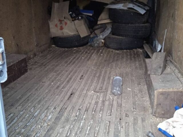 Серый Фольксваген ЛТ, объемом двигателя 2.4 л и пробегом 1000 тыс. км за 2500 $, фото 3 на Automoto.ua