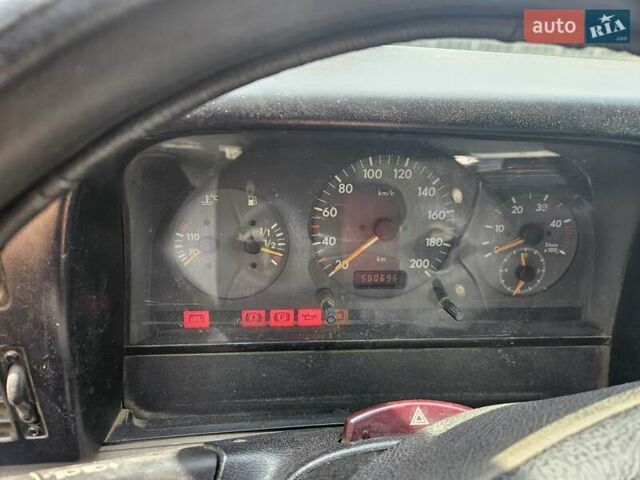 Сірий Фольксваген ЛТ, об'ємом двигуна 2.5 л та пробігом 580 тис. км за 7500 $, фото 13 на Automoto.ua