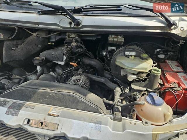 Сірий Фольксваген ЛТ, об'ємом двигуна 2.5 л та пробігом 580 тис. км за 7500 $, фото 14 на Automoto.ua