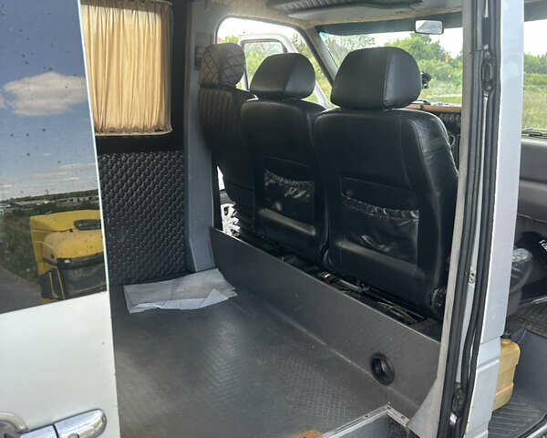 Серый Фольксваген ЛТ, объемом двигателя 2.46 л и пробегом 800 тыс. км за 8000 $, фото 13 на Automoto.ua