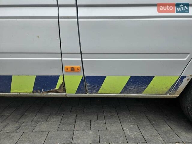 Сірий Фольксваген ЛТ, об'ємом двигуна 2.5 л та пробігом 580 тис. км за 7500 $, фото 8 на Automoto.ua