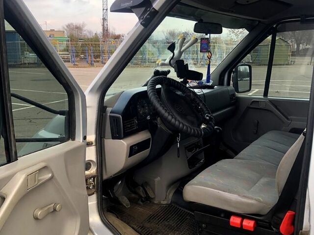 Серый Фольксваген ЛТ, объемом двигателя 2.8 л и пробегом 628 тыс. км за 11700 $, фото 6 на Automoto.ua