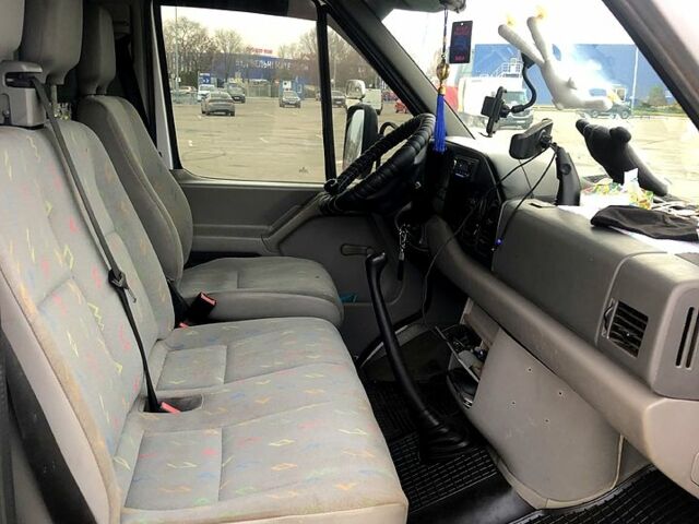 Серый Фольксваген ЛТ, объемом двигателя 2.8 л и пробегом 628 тыс. км за 11700 $, фото 9 на Automoto.ua