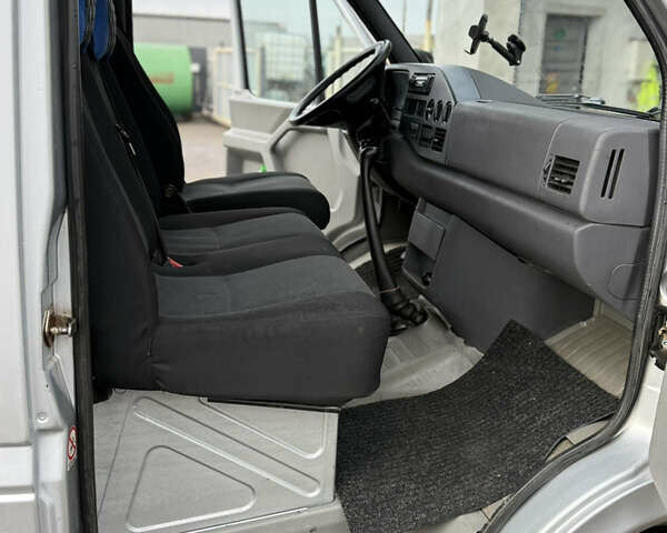 Серый Фольксваген ЛТ, объемом двигателя 2.8 л и пробегом 600 тыс. км за 11300 $, фото 1 на Automoto.ua