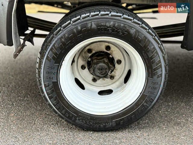 Серый Фольксваген ЛТ, объемом двигателя 2.8 л и пробегом 600 тыс. км за 11300 $, фото 10 на Automoto.ua