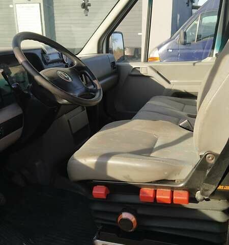 Серый Фольксваген ЛТ, объемом двигателя 2.4 л и пробегом 245 тыс. км за 7200 $, фото 2 на Automoto.ua