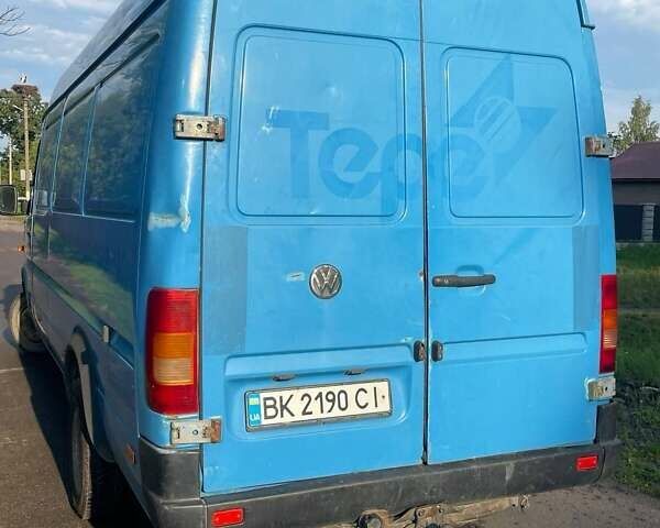 Синій Фольксваген ЛТ, об'ємом двигуна 2.46 л та пробігом 352 тис. км за 11700 $, фото 1 на Automoto.ua