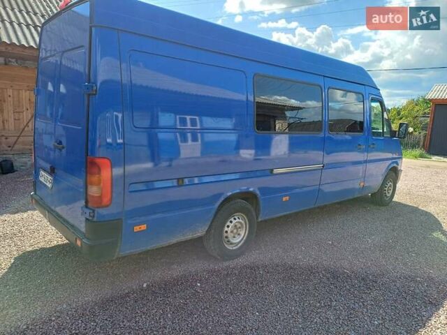Синий Фольксваген ЛТ, объемом двигателя 2.46 л и пробегом 350 тыс. км за 8800 $, фото 3 на Automoto.ua
