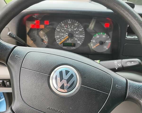 Синий Фольксваген ЛТ, объемом двигателя 2.46 л и пробегом 302 тыс. км за 15000 $, фото 16 на Automoto.ua