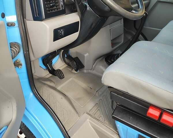 Синий Фольксваген ЛТ, объемом двигателя 2.46 л и пробегом 302 тыс. км за 15000 $, фото 8 на Automoto.ua