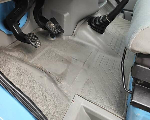 Синий Фольксваген ЛТ, объемом двигателя 2.46 л и пробегом 302 тыс. км за 15000 $, фото 14 на Automoto.ua