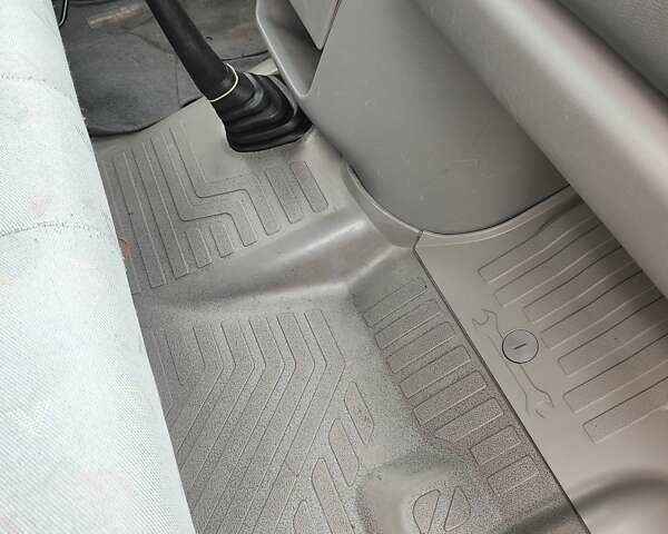 Синий Фольксваген ЛТ, объемом двигателя 2.46 л и пробегом 302 тыс. км за 15000 $, фото 10 на Automoto.ua