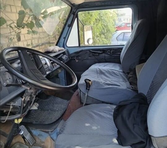 Синий Фольксваген ЛТ, объемом двигателя 2.4 л и пробегом 600 тыс. км за 1600 $, фото 1 на Automoto.ua