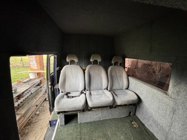 Синий Фольксваген ЛТ, объемом двигателя 2.4 л и пробегом 3 тыс. км за 1800 $, фото 4 на Automoto.ua