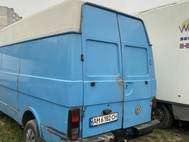 Синий Фольксваген ЛТ, объемом двигателя 2.4 л и пробегом 500 тыс. км за 2000 $, фото 3 на Automoto.ua