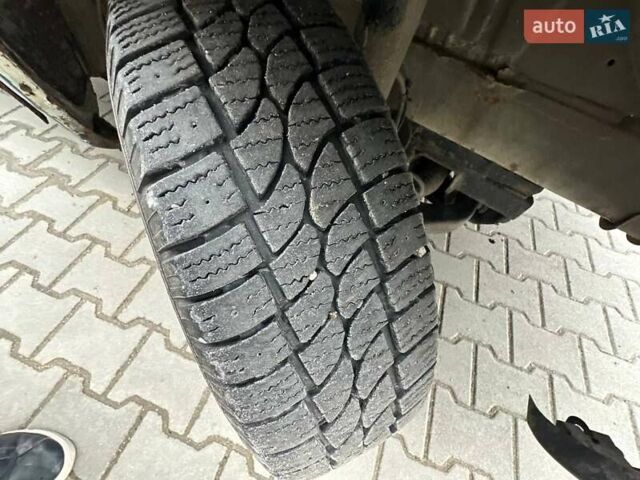 Синій Фольксваген ЛТ, об'ємом двигуна 2.5 л та пробігом 300 тис. км за 5999 $, фото 3 на Automoto.ua