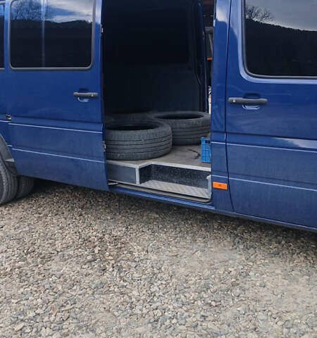 Синій Фольксваген ЛТ, об'ємом двигуна 2.7 л та пробігом 100 тис. км за 17900 $, фото 1 на Automoto.ua