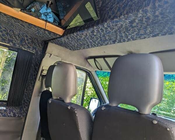 Синий Фольксваген ЛТ, объемом двигателя 2.46 л и пробегом 350 тыс. км за 8499 $, фото 6 на Automoto.ua