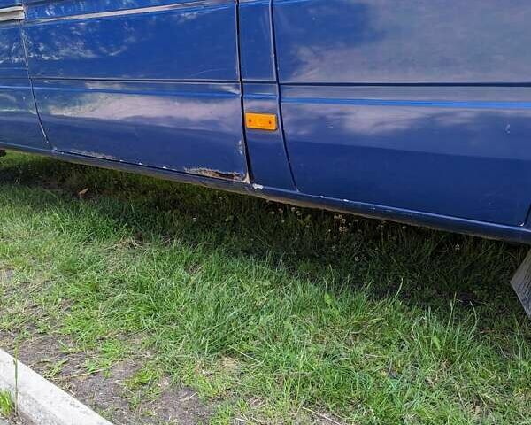 Синий Фольксваген ЛТ, объемом двигателя 2.46 л и пробегом 350 тыс. км за 8499 $, фото 18 на Automoto.ua