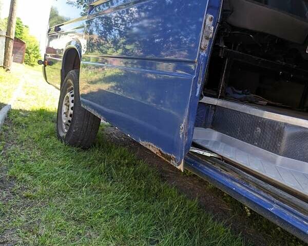 Синий Фольксваген ЛТ, объемом двигателя 2.46 л и пробегом 350 тыс. км за 8499 $, фото 4 на Automoto.ua