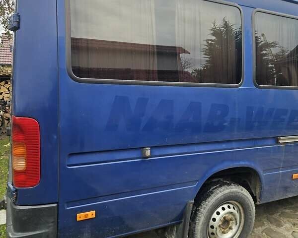 Синий Фольксваген ЛТ, объемом двигателя 2.46 л и пробегом 430 тыс. км за 6500 $, фото 5 на Automoto.ua