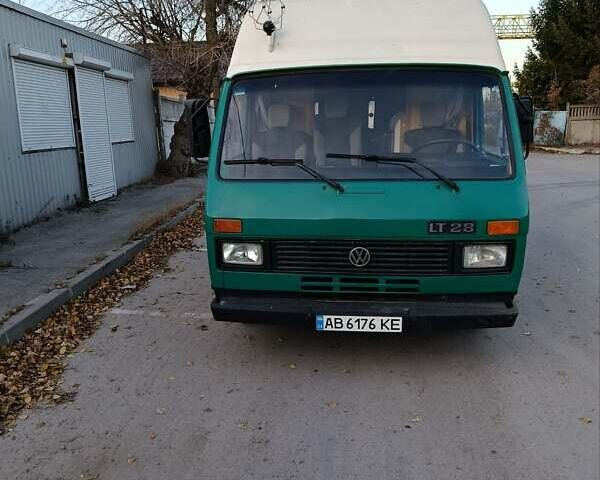 Зеленый Фольксваген ЛТ, объемом двигателя 2.38 л и пробегом 480 тыс. км за 7500 $, фото 5 на Automoto.ua