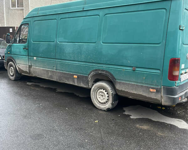 Фольксваген ЛТ 1997 у Тернополі на Automoto.ua Зелений Фольксваген ЛТ, об'ємом двигуна 2.46 л та пробігом 800 тис. км за 4999 $, фото 5 на Automoto.ua