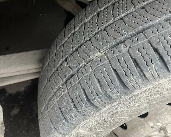 Фольксваген ЛТ 1997 у Тернополі на Automoto.ua Зелений Фольксваген ЛТ, об'ємом двигуна 2.46 л та пробігом 800 тис. км за 4999 $, фото 4 на Automoto.ua