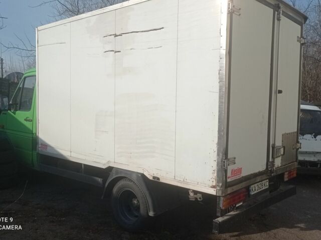 Зелений Фольксваген ЛТ, об'ємом двигуна 2.9 л та пробігом 200 тис. км за 5500 $, фото 2 на Automoto.ua