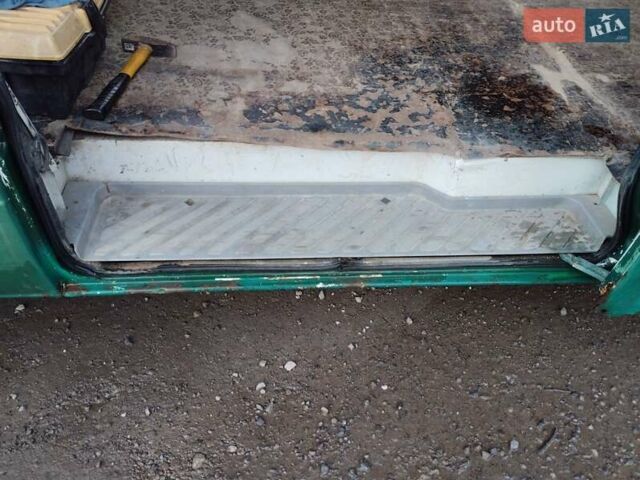 Зеленый Фольксваген ЛТ, объемом двигателя 2.5 л и пробегом 293 тыс. км за 4500 $, фото 26 на Automoto.ua