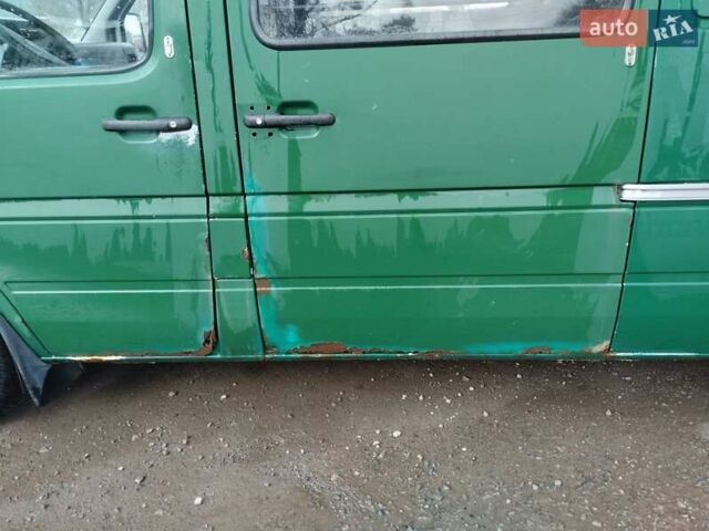 Зеленый Фольксваген ЛТ, объемом двигателя 2.5 л и пробегом 293 тыс. км за 4500 $, фото 23 на Automoto.ua