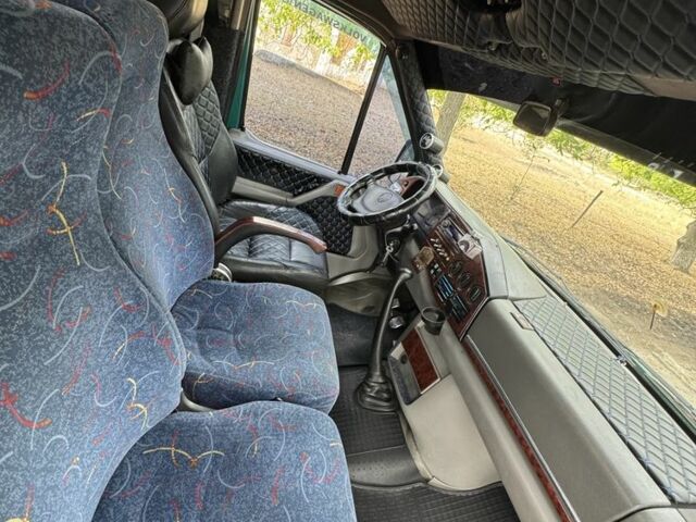 Зеленый Фольксваген ЛТ, объемом двигателя 2.8 л и пробегом 600 тыс. км за 6999 $, фото 6 на Automoto.ua