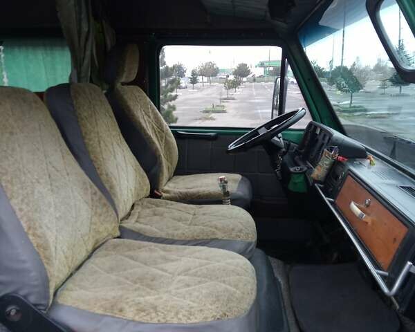 Зеленый Фольксваген ЛТ, объемом двигателя 2.4 л и пробегом 500 тыс. км за 2700 $, фото 5 на Automoto.ua